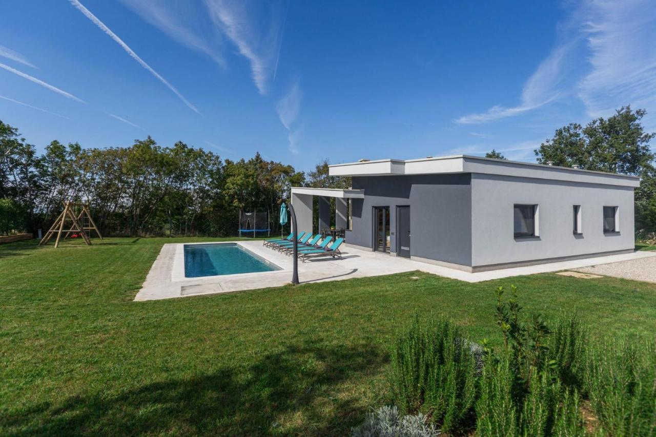 Villa Mariva Žminj エクステリア 写真
